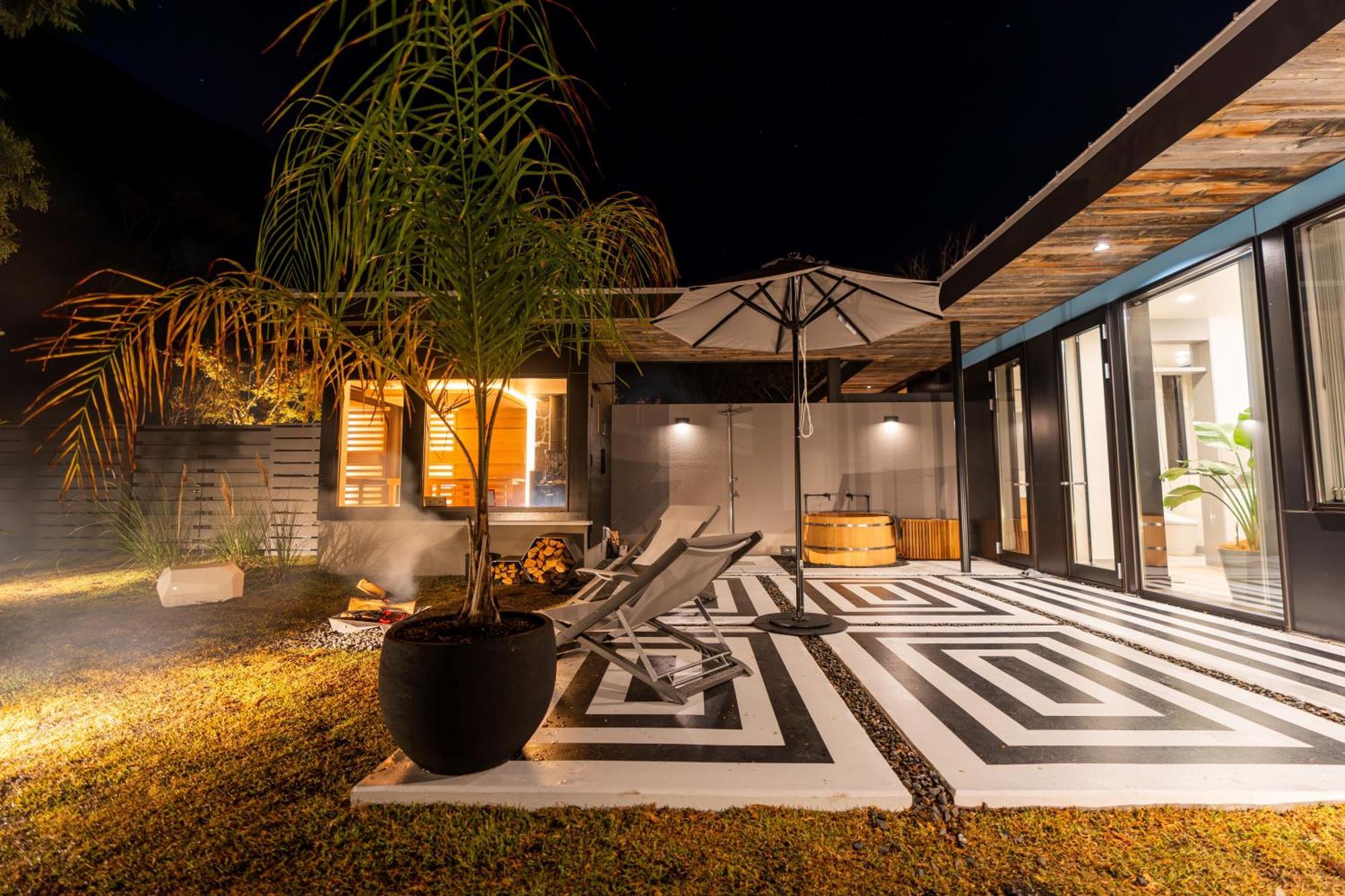 Umegashima　Driveｰin　＆　Sauna　Villa Сидзуока Экстерьер фото